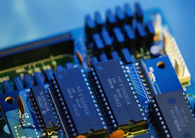 試驗(yàn)機(jī)在電子元器件的廣泛應(yīng)用